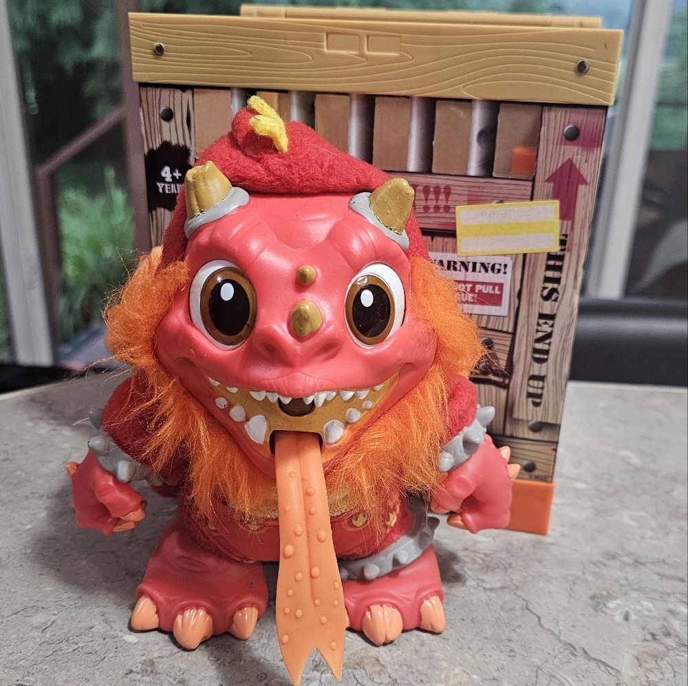 Crate Creatures Surprise Char Toy